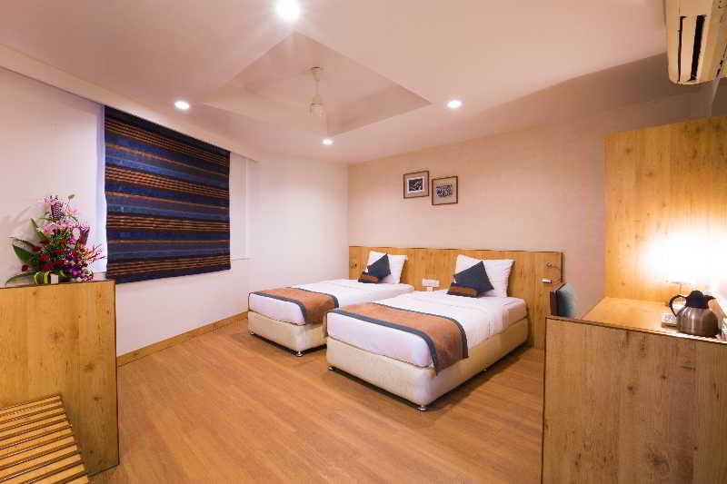 T24 Retro Hotel Bombaj