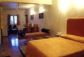 Hotel T24 Retro Bombaj